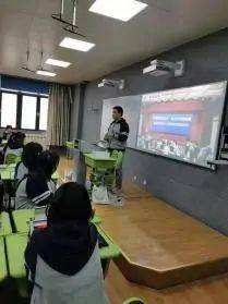 湯姆最新網(wǎng)址,湯姆最新網(wǎng)址，引領(lǐng)科技潮流，重塑未來生活體驗