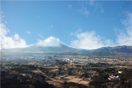富士山火山最新消息,富士山火山最新消息及其相關(guān)觀點論述