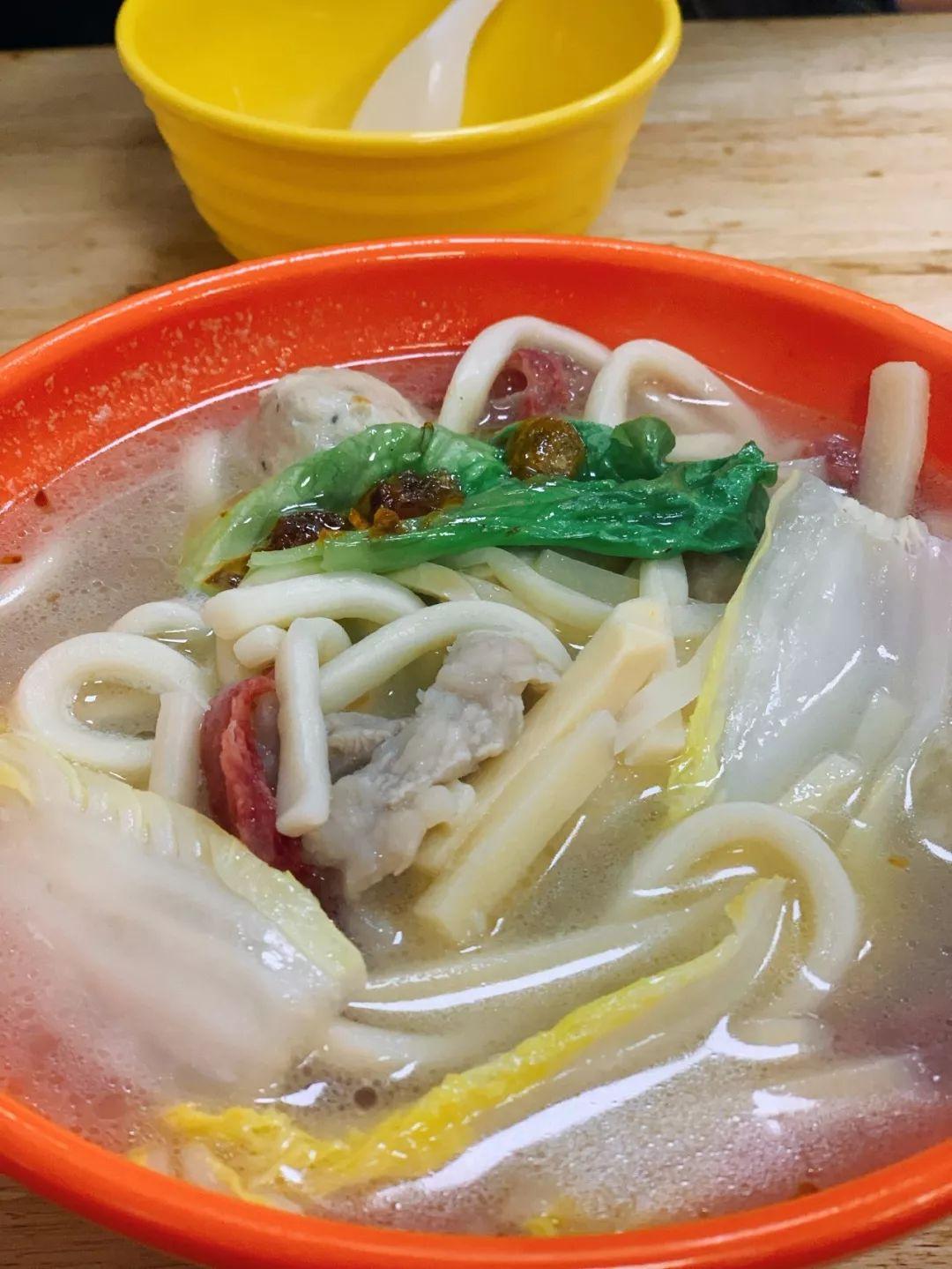 IE最新版帶你探索小巷隱藏寶藏，獨(dú)特特色小店揭秘