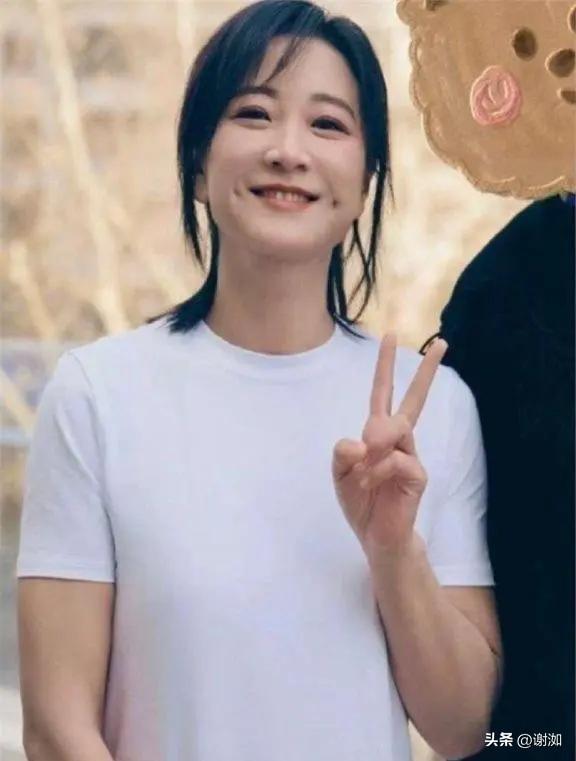 賈玲最新電影，深度探討其影響與啟示，引發(fā)觀眾熱議