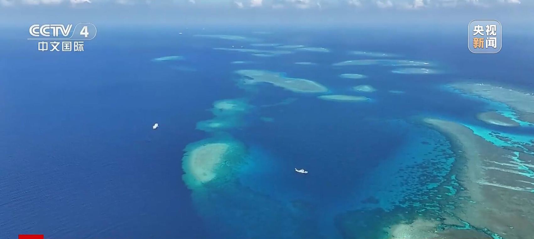 南海最新動態(tài)概覽，海浪、椰樹與航跡的交織