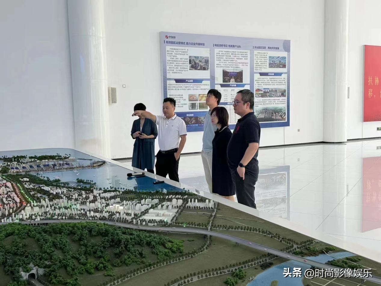2024澳門濠江論壇,專業(yè)解讀操行解決_QPW85.843賦能版