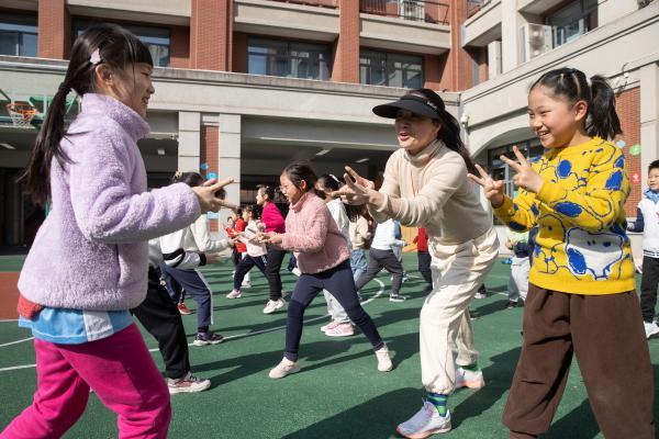 最新小學(xué)生體育課游戲，自信、成就感與快樂(lè)的培育之道
