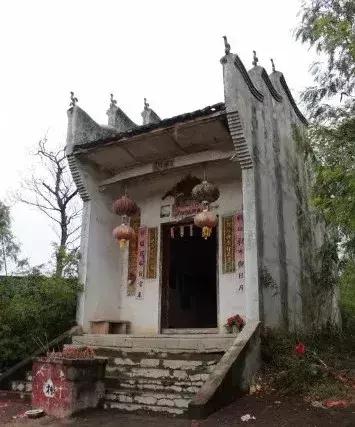 黃姓男明星帶你探索自然之美，尋覓內(nèi)心寧靜與平和的旅程