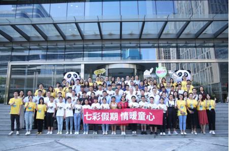 中國(guó)夢(mèng)想秀最新一期，夢(mèng)想照亮現(xiàn)實(shí)之旅