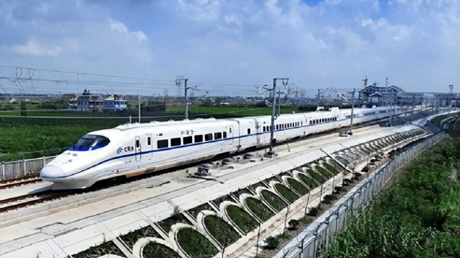 運(yùn)十高鐵最新動態(tài)，引領(lǐng)中國高鐵新時代的加速發(fā)展之路